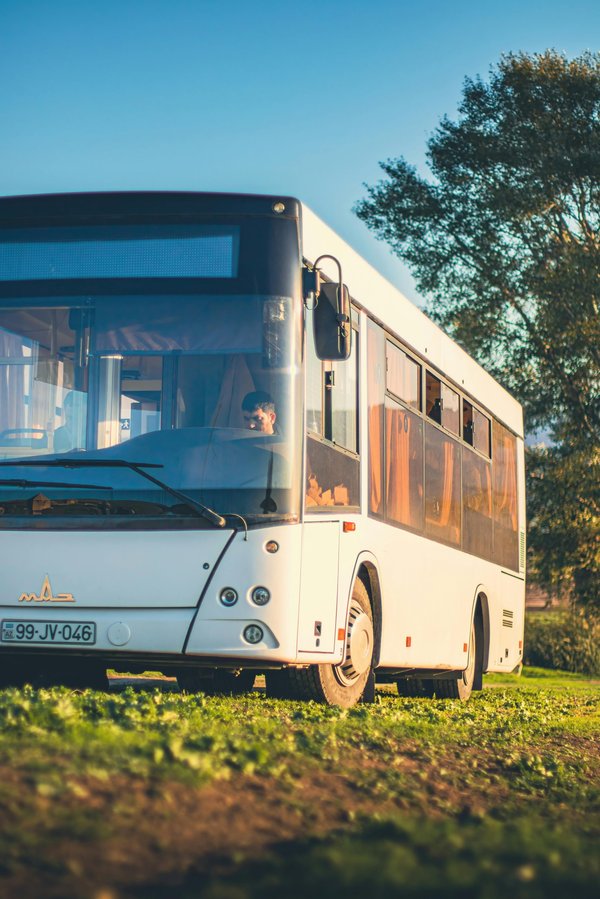 Location de bus avec chauffeur : des trajets sur mesure à Paris !